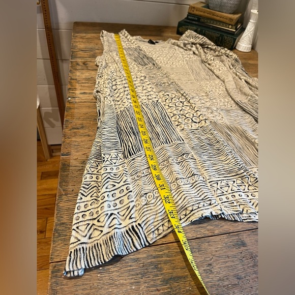 ANIMALE BY TRICOBEL – Vintage- Beige & Black Ethnic Top – Size M - Picture 9 of 9